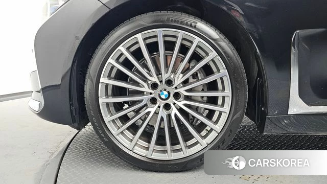 BMW 7 Series (G11) id 4556927 из Кореи 30