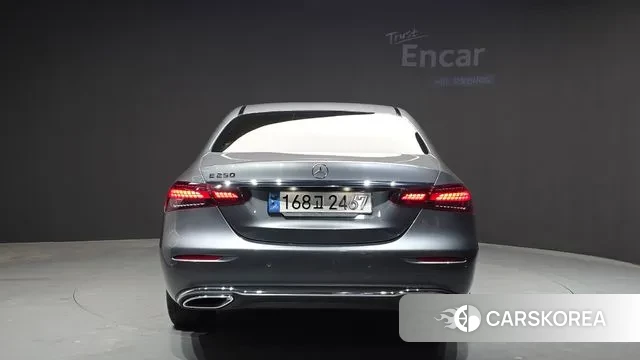 Mercedes-Benz E-Class W213 id 3712918 из Кореи 14