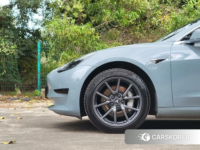 Tesla Model 3 id 3857760 из Китая 18