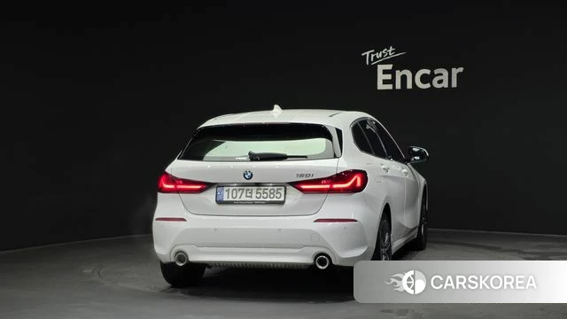 BMW 1 Series (F40) id 4355709 из Кореи 24