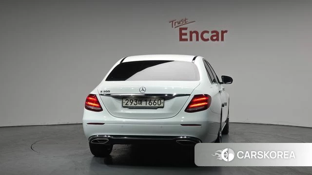 Mercedes-Benz E-Class W213 id 3861526 из Кореи 14
