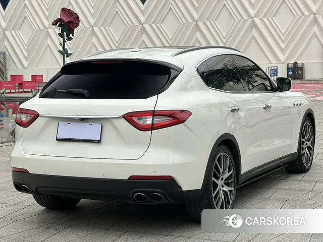 Maserati Levante id 4213182 из Китая 18