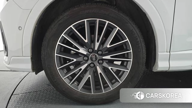 Audi Q3 (F3) id 4528597 из Кореи 25