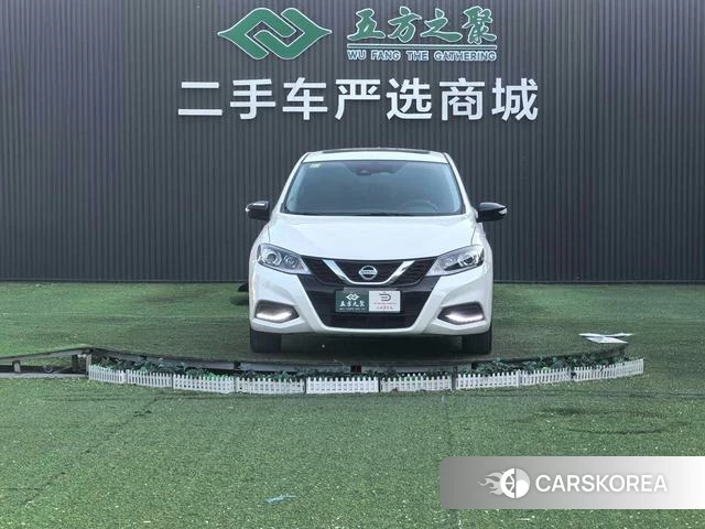 Nissan TIIDA id 4272736 из Китая 16