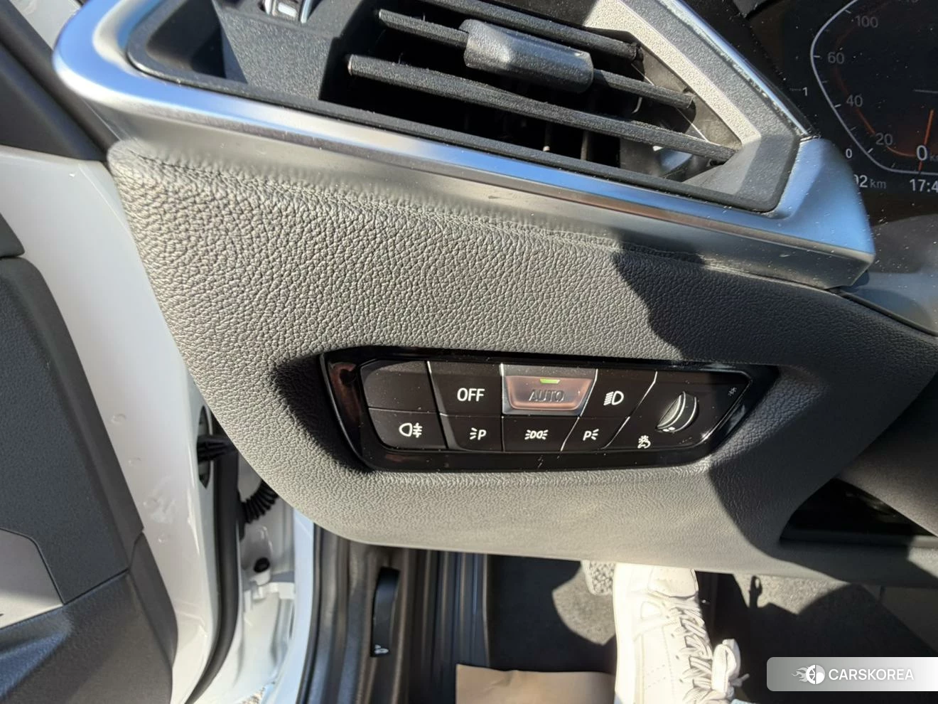 BMW 3 series id 4479577 из Китая 23