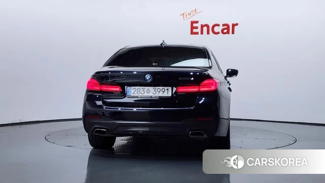 BMW 5 Series (G30) id 4401863 из Кореи 14