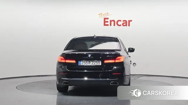 BMW 5 Series (G30) id 3264157 из Кореи 14