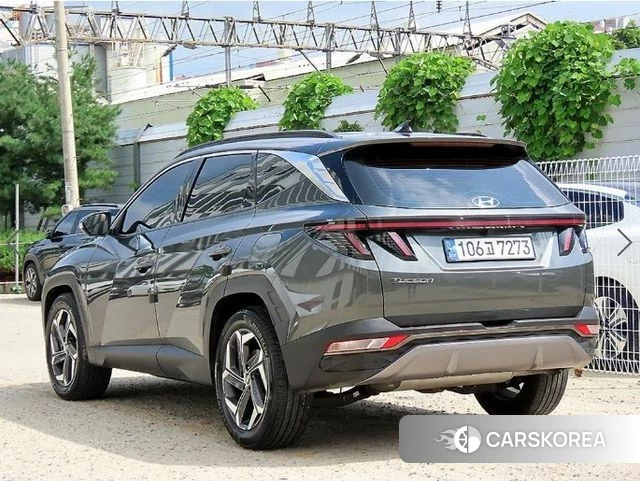Hyundai Tucson (NX4) 2023 Серебристо-серый из Кореи, фото 4