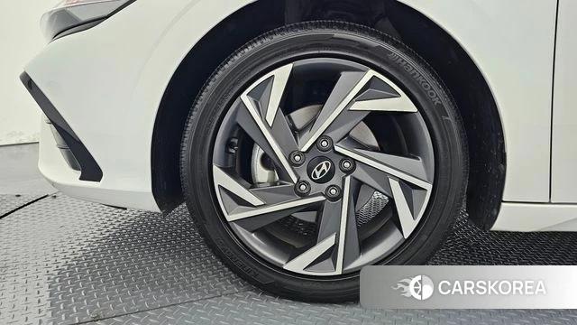 Hyundai The New Avante (CN7) id 4670293 из Кореи 29