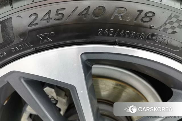 Audi A4L id 4307001 из Китая 18