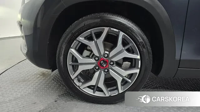 Kia Seltos id 3717479 из Кореи 14