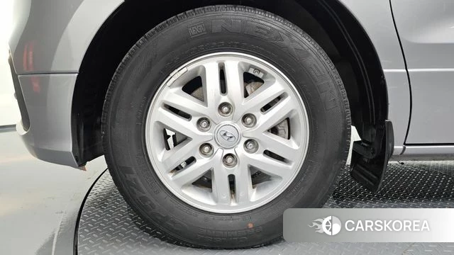 Hyundai The New Grand Starex id 4703494 из Кореи 30