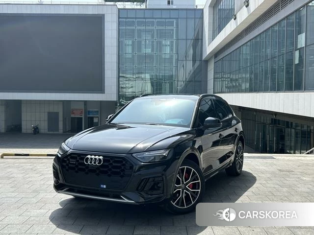 Audi Q5L 2025 Черный из Китая, фото 4