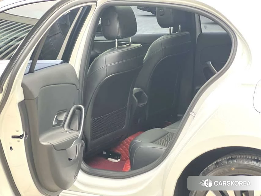 Mercedes-Benz Class A (imported) 2020 Белый из Китая, фото 4