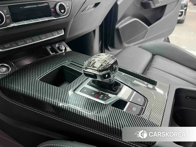 Audi Q5L id 4260343 из Китая 14