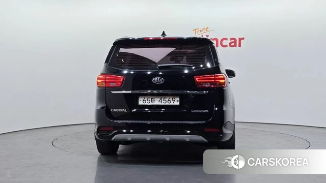 Kia The New Carnival id 3801792 из Кореи 14