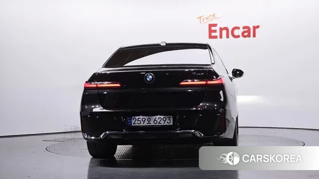 BMW 7 Series (G70) id 3523997 из Кореи 14