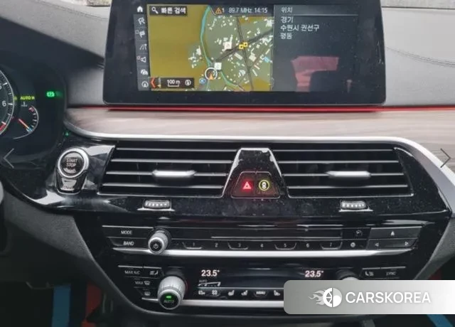 BMW 5 Series (G30) 2018 Синий из Кореи, фото 6