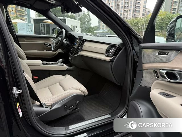 Volvo XC90 PHEV id 3927078 из Китая 28