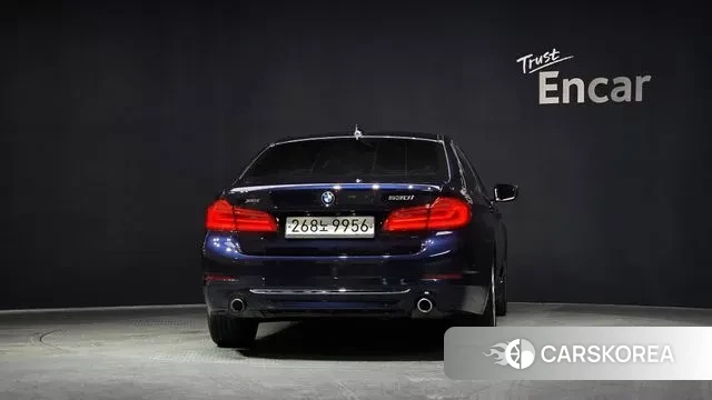 BMW 5 Series (G30) id 3646705 из Кореи 14