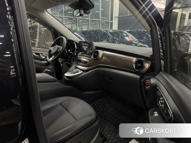 Mercedes-Benz V-class 2021 Черный из Китая, фото 4