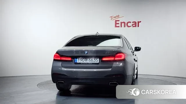 BMW 5 Series (G30) id 3591712 из Кореи 14