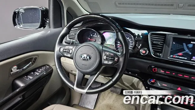 Kia The New Carnival id 2680734 из Кореи 14