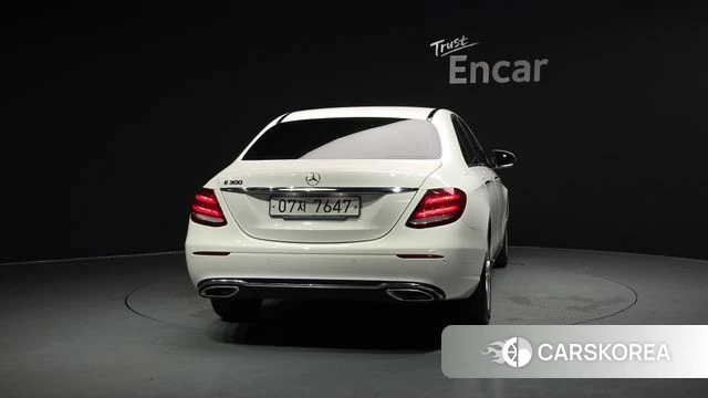 Mercedes-Benz E-Class W213 id 4582131 из Кореи 30