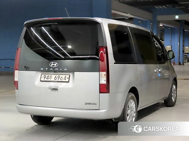Hyundai Staria id 4383378 из Кореи 14