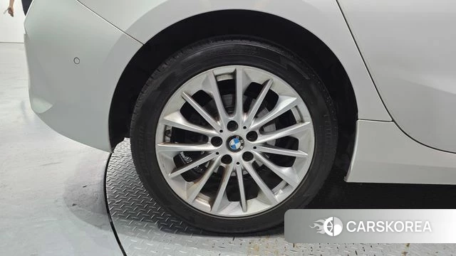BMW 1 Series (F40) id 4519285 из Кореи 23