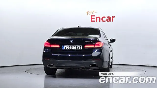 BMW 5 Series (G30) id 2689458 из Кореи 14