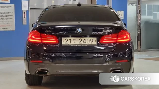 BMW 5 Series (G30) id 3695550 из Кореи 14