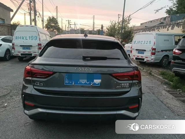 Audi Q3 Sportback 2021 Темно-серый из Китая, фото 5