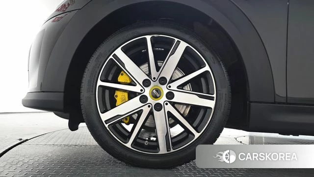 Mini Cooper Electric id 4774793 из Кореи 25