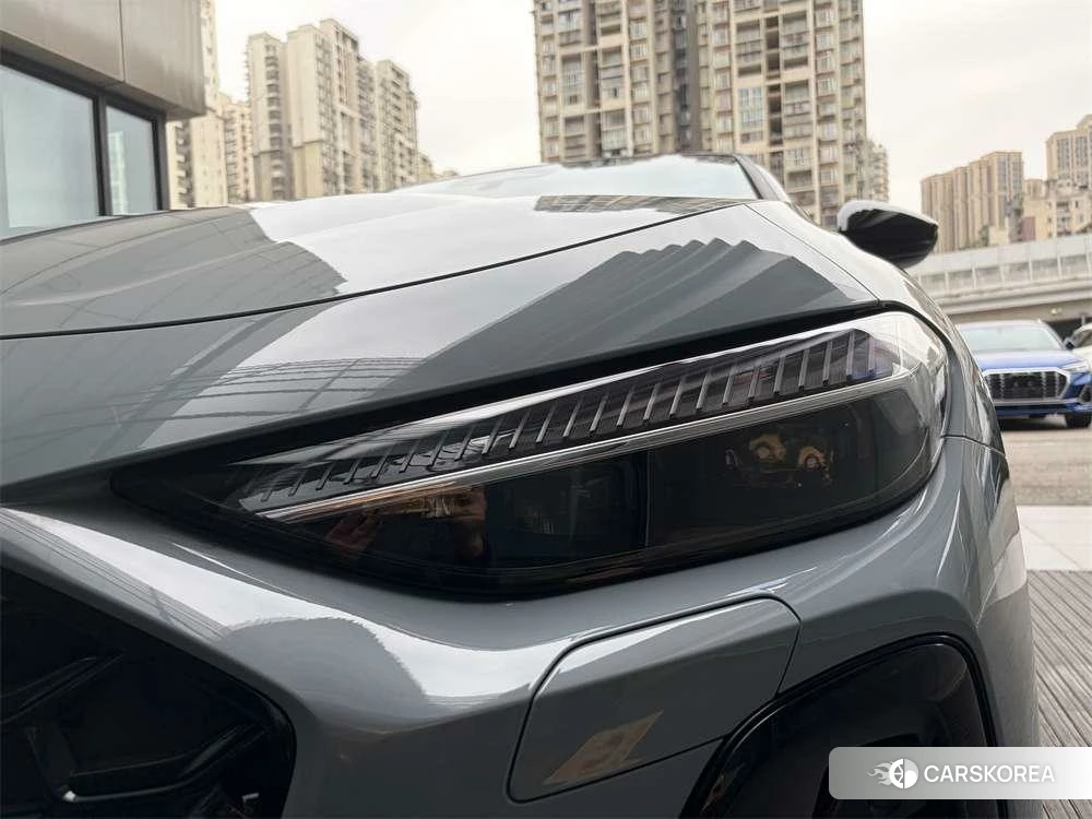 Audi A5L id 4510361 из Китая 8
