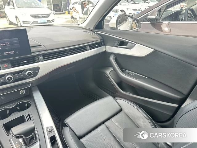 Audi A4L id 4274330 из Китая 14