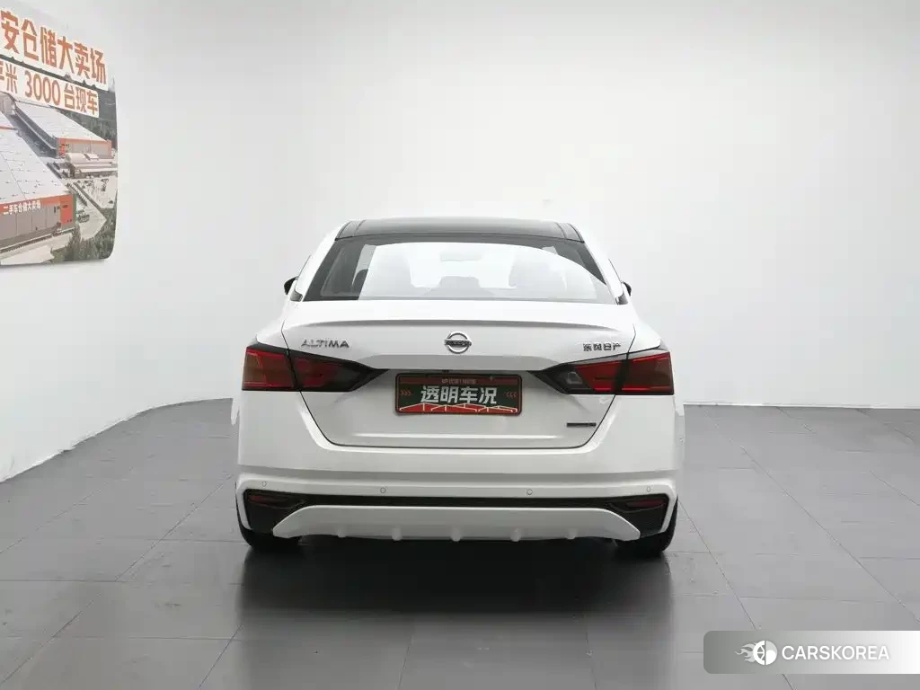 Nissan Altima id 4622697 из Китая 18