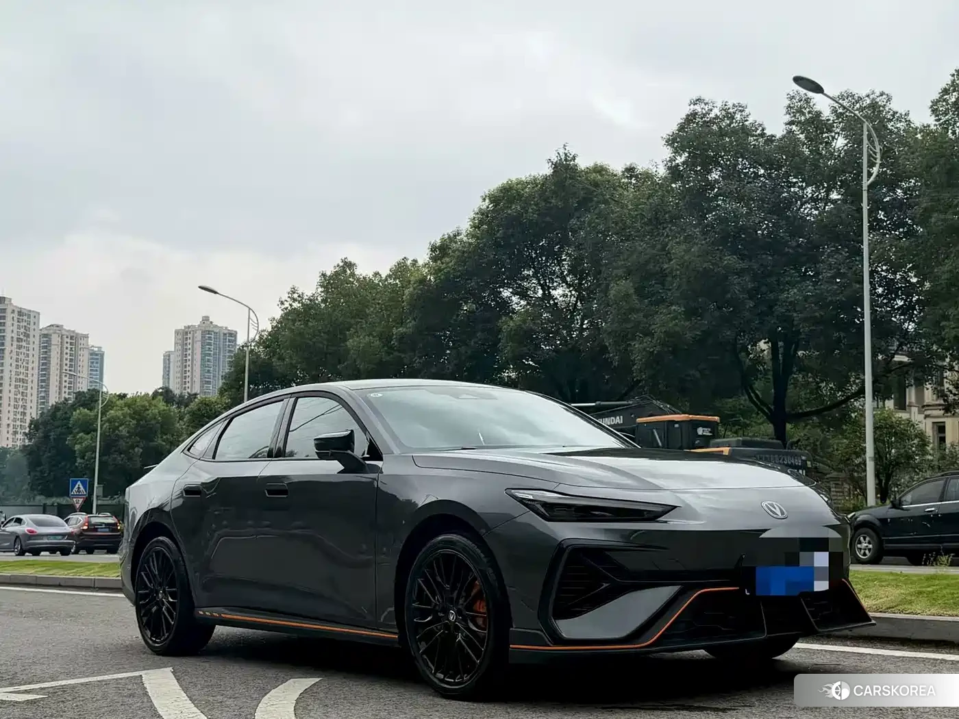 Chang'an UNI-V 2025 Silver/gray из Китая, фото 4