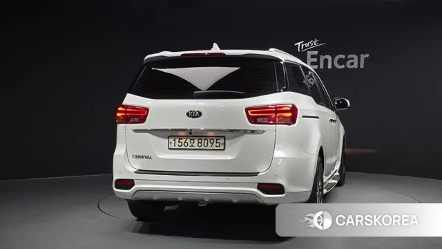 Kia The New Carnival id 3713956 из Кореи 14