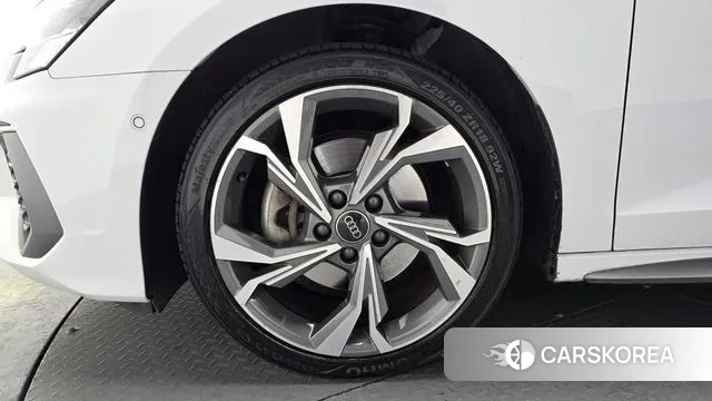 Audi A3 (8Y) id 3512592 из Кореи 14