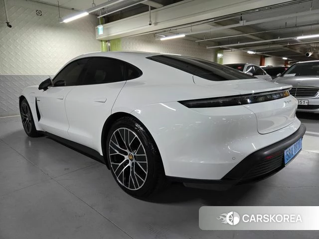 Porsche Taycan id 4293151 из Кореи 7