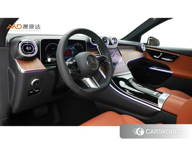 Mercedes-Benz GLC 2023 Белый из Китая, фото 5