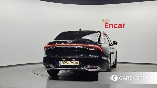 Hyundai The New Grandeur IG id 4501333 из Кореи 14