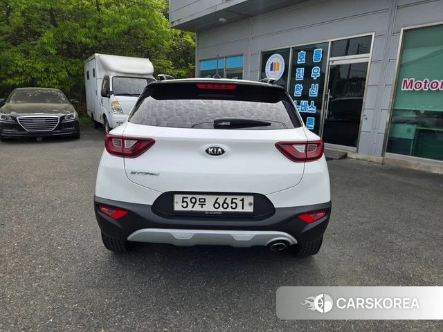 Kia Stonic id 4246302 из Кореи 14