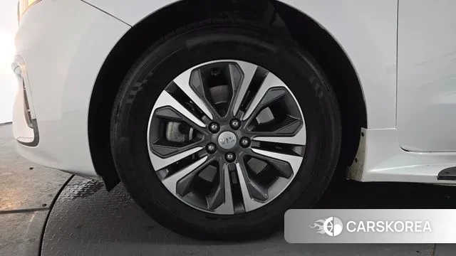 Kia The New Carnival id 3698831 из Кореи 14