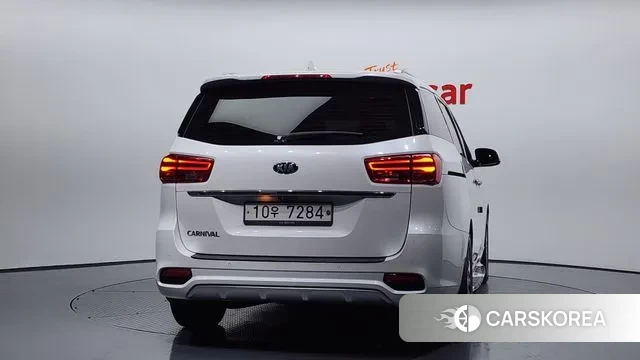 Kia The New Carnival id 3484749 из Кореи 14