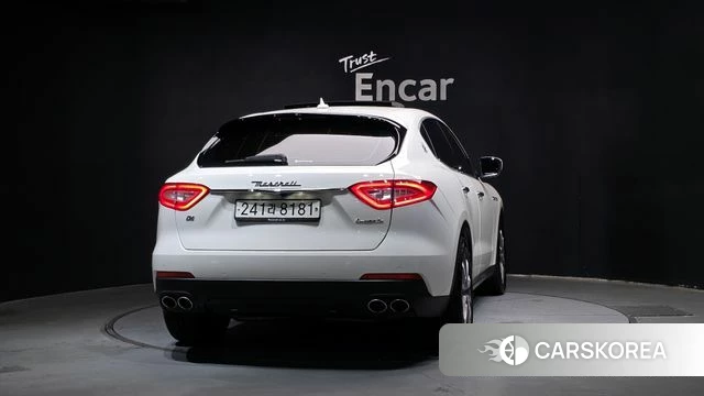 Maserati Levante id 4586724 из Кореи 24
