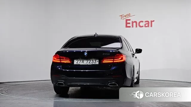 BMW 5 Series (G30) id 3646928 из Кореи 14