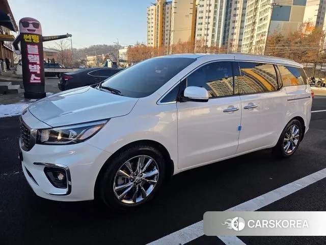 Kia The New Carnival id 3651504 из Кореи 14