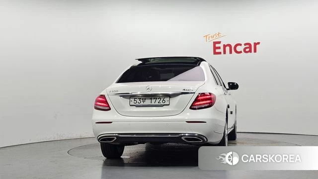 Mercedes-Benz E-Class W213 id 4595701 из Кореи 29